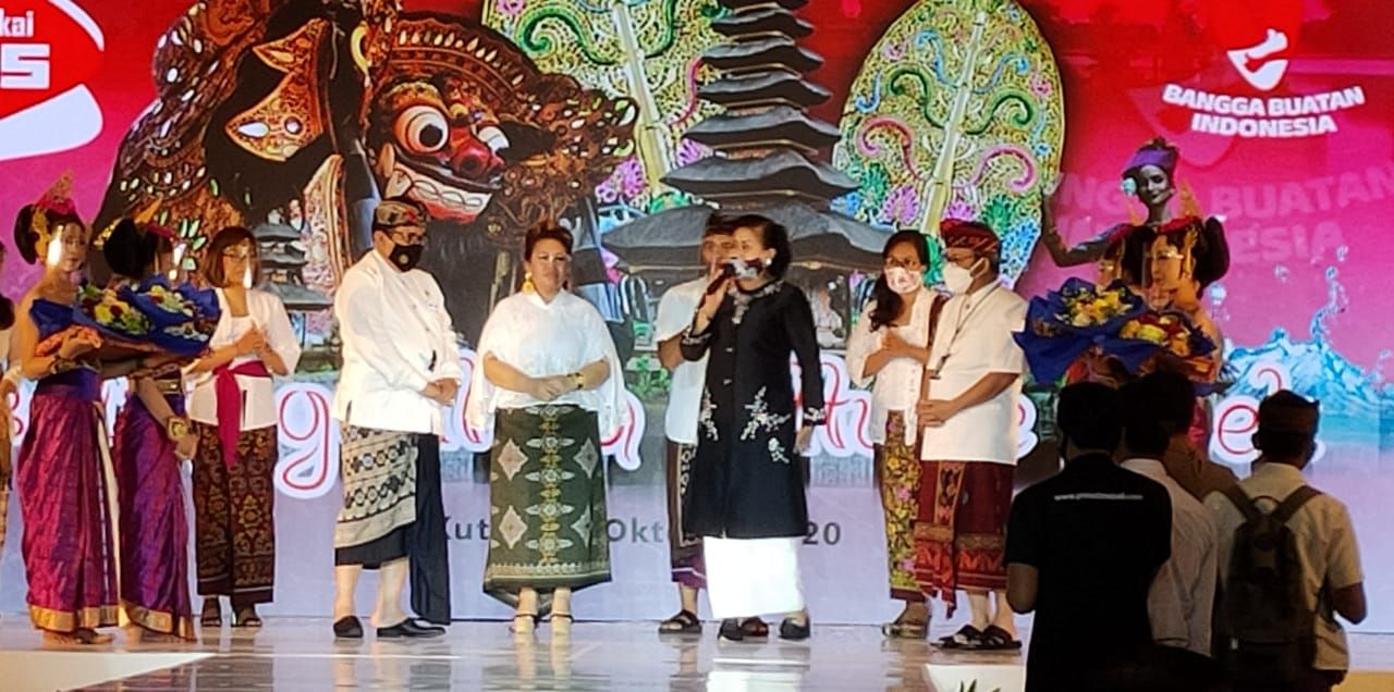 podiumnews.com-Karya Kreatif Indonesia Seri-2, Cok Ace Ajak Masyarakat Cintai Produk Lokal